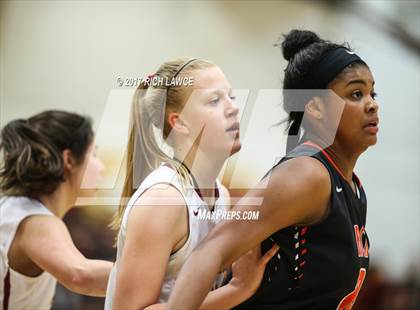 Thumbnail 2 in Huntington Beach @ Esperanza (CIF 1A Semifinal Playoff) photogallery.