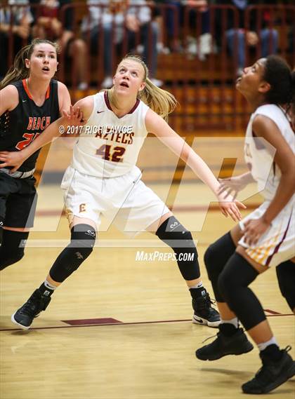 Thumbnail 2 in Huntington Beach @ Esperanza (CIF 1A Semifinal Playoff) photogallery.