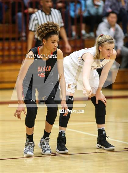 Thumbnail 3 in Huntington Beach @ Esperanza (CIF 1A Semifinal Playoff) photogallery.