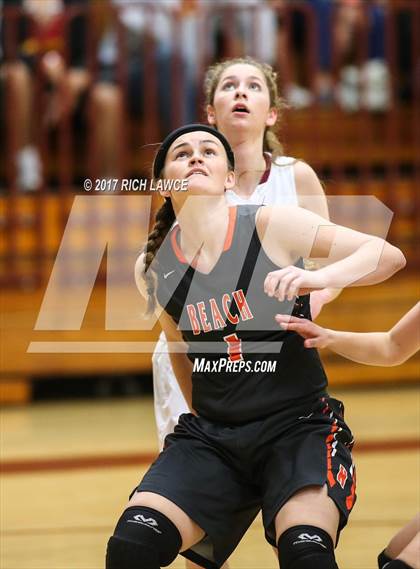 Thumbnail 3 in Huntington Beach @ Esperanza (CIF 1A Semifinal Playoff) photogallery.
