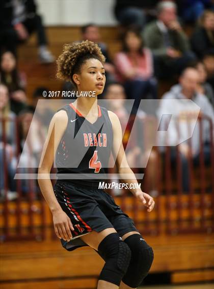 Thumbnail 2 in Huntington Beach @ Esperanza (CIF 1A Semifinal Playoff) photogallery.