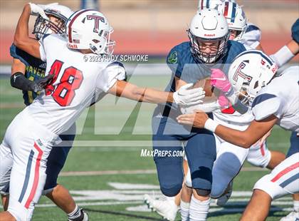 Thumbnail 2 in La Costa Canyon vs Tesoro photogallery.