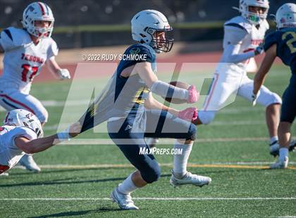Thumbnail 1 in La Costa Canyon vs Tesoro photogallery.