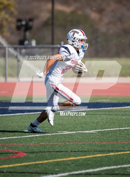 Thumbnail 3 in La Costa Canyon vs Tesoro photogallery.