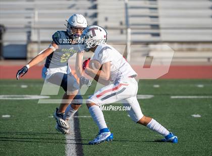 Thumbnail 2 in La Costa Canyon vs Tesoro photogallery.