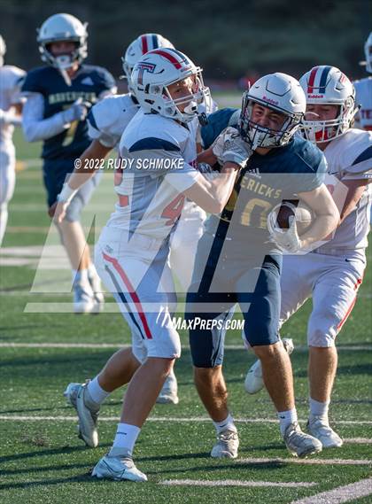 Thumbnail 1 in La Costa Canyon vs Tesoro photogallery.