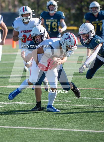 Thumbnail 1 in La Costa Canyon vs Tesoro photogallery.