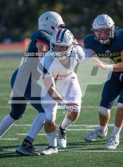 Thumbnail 3 in La Costa Canyon vs Tesoro photogallery.
