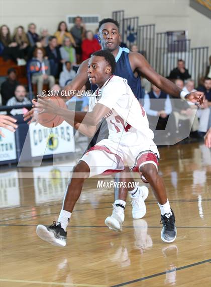 Thumbnail 2 in Pinewood Prep vs. Wando (Rotary Roundball Classic) photogallery.