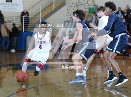 Thumbnail 3 in Pinewood Prep vs. Wando (Rotary Roundball Classic) photogallery.