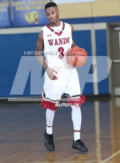 Thumbnail 2 in Pinewood Prep vs. Wando (Rotary Roundball Classic) photogallery.