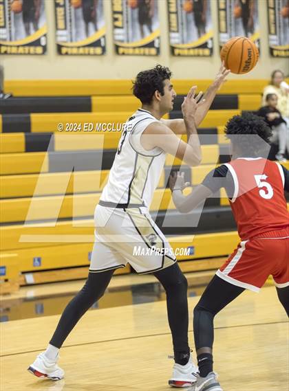 Thumbnail 2 in View Park vs Peninsula (Pirate Shootout Tournament) photogallery.