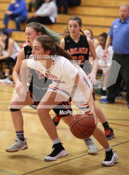 Thumbnail 3 in St. Joseph Notre Dame vs. Arcata (CIF NCS D4 Final) photogallery.