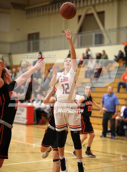 Thumbnail 2 in St. Joseph Notre Dame vs. Arcata (CIF NCS D4 Final) photogallery.