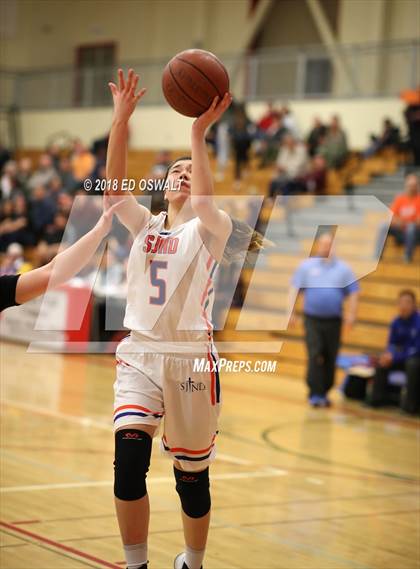 Thumbnail 1 in St. Joseph Notre Dame vs. Arcata (CIF NCS D4 Final) photogallery.