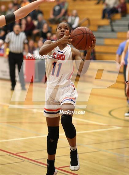 Thumbnail 3 in St. Joseph Notre Dame vs. Arcata (CIF NCS D4 Final) photogallery.