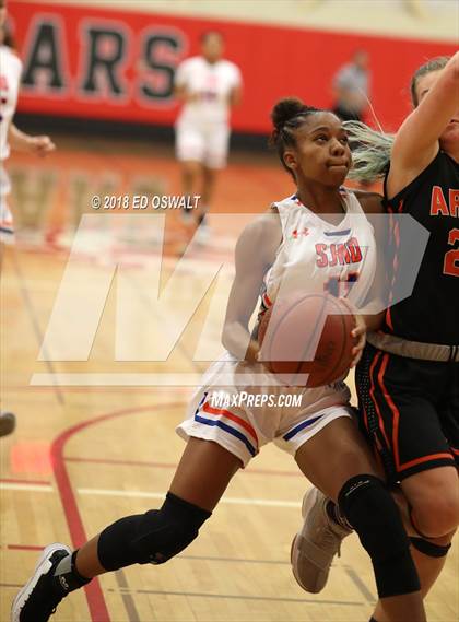 Thumbnail 3 in St. Joseph Notre Dame vs. Arcata (CIF NCS D4 Final) photogallery.