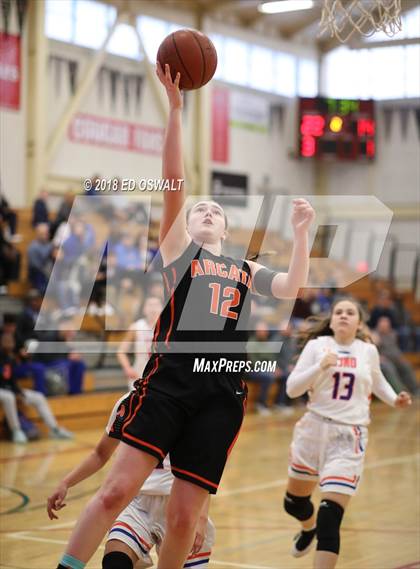 Thumbnail 1 in St. Joseph Notre Dame vs. Arcata (CIF NCS D4 Final) photogallery.