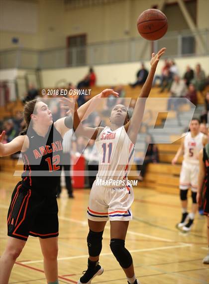 Thumbnail 1 in St. Joseph Notre Dame vs. Arcata (CIF NCS D4 Final) photogallery.