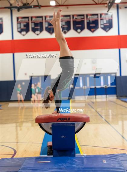 Thumbnail 1 in Patriot Invitational (Vault) photogallery.