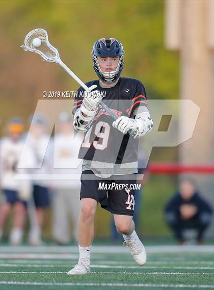 Thumbnail 2 in Wayne vs Livonia (Section 5 Class C Semifinal) photogallery.