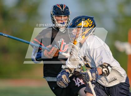 Thumbnail 2 in Wayne vs Livonia (Section 5 Class C Semifinal) photogallery.