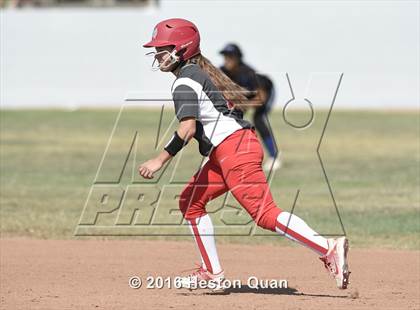 Thumbnail 3 in Norco vs. Mater Dei (CIF-SS D1 Playoffs) photogallery.