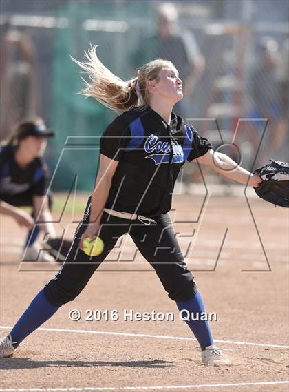 Thumbnail 3 in Norco vs. Mater Dei (CIF-SS D1 Playoffs) photogallery.