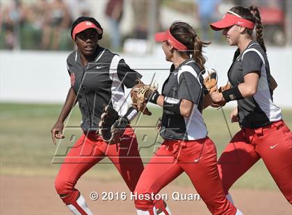 Thumbnail 2 in Norco vs. Mater Dei (CIF-SS D1 Playoffs) photogallery.