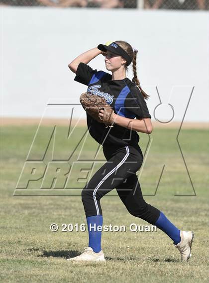 Thumbnail 2 in Norco vs. Mater Dei (CIF-SS D1 Playoffs) photogallery.