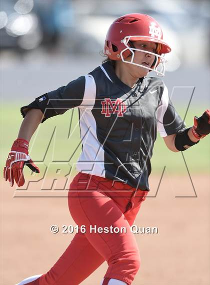 Thumbnail 3 in Norco vs. Mater Dei (CIF-SS D1 Playoffs) photogallery.