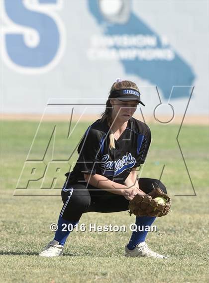 Thumbnail 2 in Norco vs. Mater Dei (CIF-SS D1 Playoffs) photogallery.