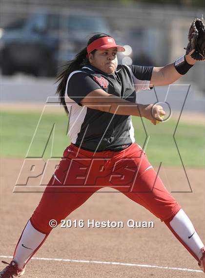 Thumbnail 2 in Norco vs. Mater Dei (CIF-SS D1 Playoffs) photogallery.