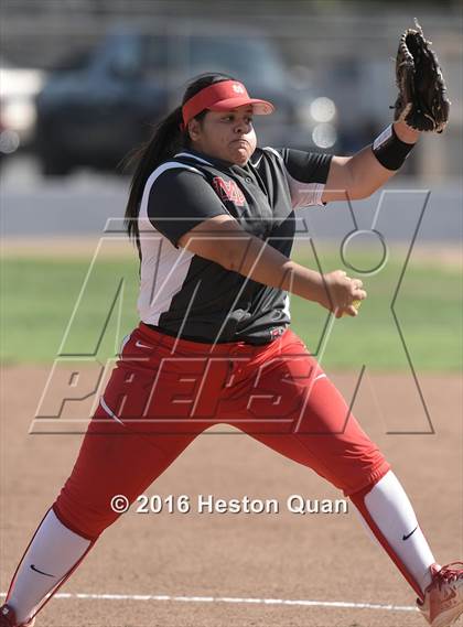 Thumbnail 1 in Norco vs. Mater Dei (CIF-SS D1 Playoffs) photogallery.