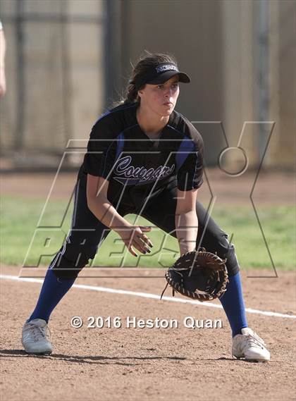Thumbnail 2 in Norco vs. Mater Dei (CIF-SS D1 Playoffs) photogallery.