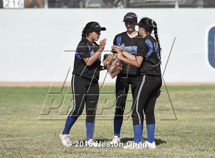 Thumbnail 2 in Norco vs. Mater Dei (CIF-SS D1 Playoffs) photogallery.
