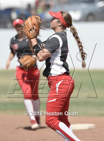Thumbnail 3 in Norco vs. Mater Dei (CIF-SS D1 Playoffs) photogallery.