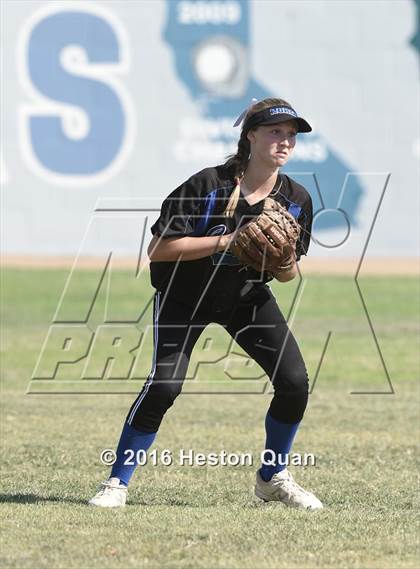 Thumbnail 3 in Norco vs. Mater Dei (CIF-SS D1 Playoffs) photogallery.