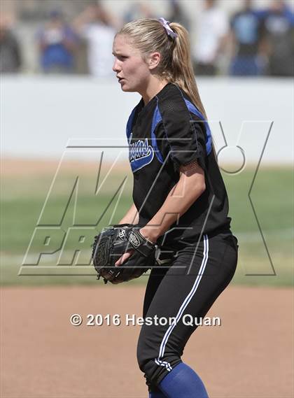Thumbnail 2 in Norco vs. Mater Dei (CIF-SS D1 Playoffs) photogallery.