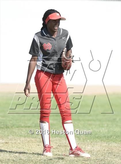 Thumbnail 3 in Norco vs. Mater Dei (CIF-SS D1 Playoffs) photogallery.