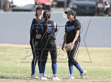 Thumbnail 3 in Norco vs. Mater Dei (CIF-SS D1 Playoffs) photogallery.