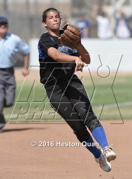 Thumbnail 2 in Norco vs. Mater Dei (CIF-SS D1 Playoffs) photogallery.