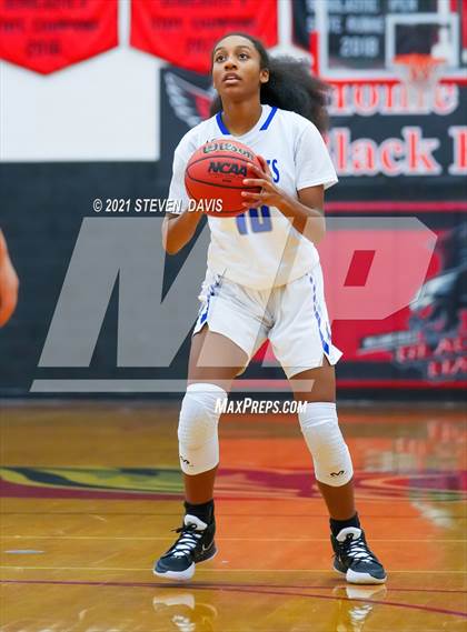 Thumbnail 3 in Mesquite vs. Red Mountain (Lady Blackhawk Invitational) photogallery.