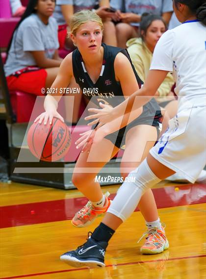 Thumbnail 1 in Mesquite vs. Red Mountain (Lady Blackhawk Invitational) photogallery.