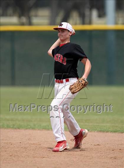 Thumbnail 1 in Vista Ridge @ Rouse photogallery.