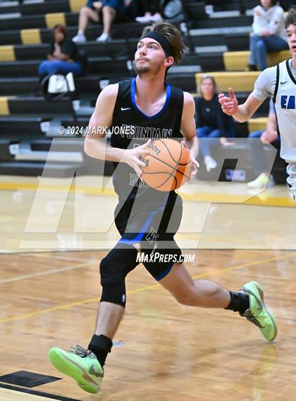 Thumbnail 2 in Desert Christian vs. Fountain Hills (ALA Coyotes Basketball Invitational) photogallery.