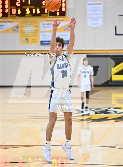 Thumbnail 2 in Desert Christian vs. Fountain Hills (ALA Coyotes Basketball Invitational) photogallery.