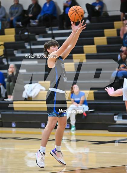 Thumbnail 2 in Desert Christian vs. Fountain Hills (ALA Coyotes Basketball Invitational) photogallery.