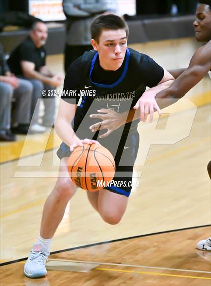 Thumbnail 2 in Desert Christian vs. Fountain Hills (ALA Coyotes Basketball Invitational) photogallery.