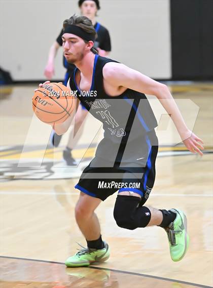 Thumbnail 3 in Desert Christian vs. Fountain Hills (ALA Coyotes Basketball Invitational) photogallery.